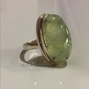 Gorgeous sterling silver ring